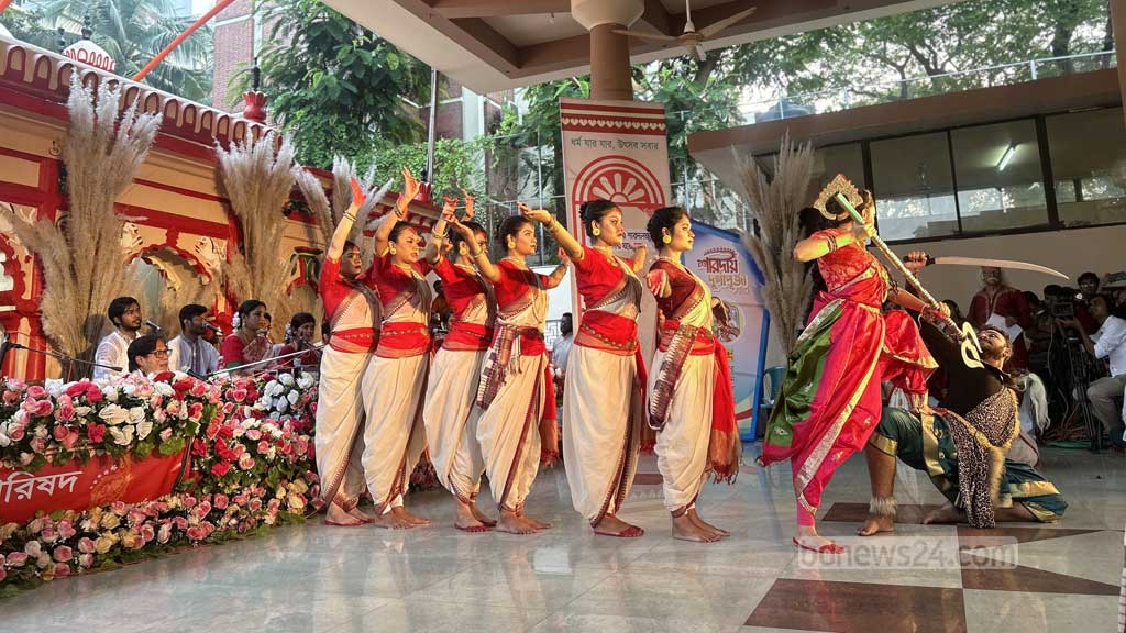 মহালয়ায় দুর্গার আবাহনে দেবীপক্ষের সূচনা