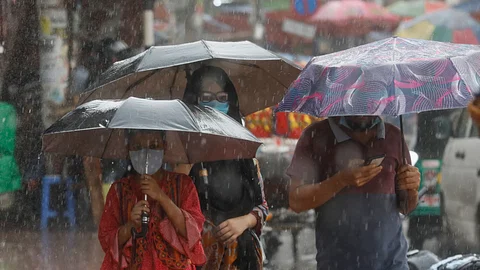 ঢাকাসহ যেসব অঞ্চলে ঝড়সহ বজ্রবৃষ্টি হতে পারে